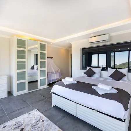 Enfes Manzarali Lueks Paragon Villa Kaş